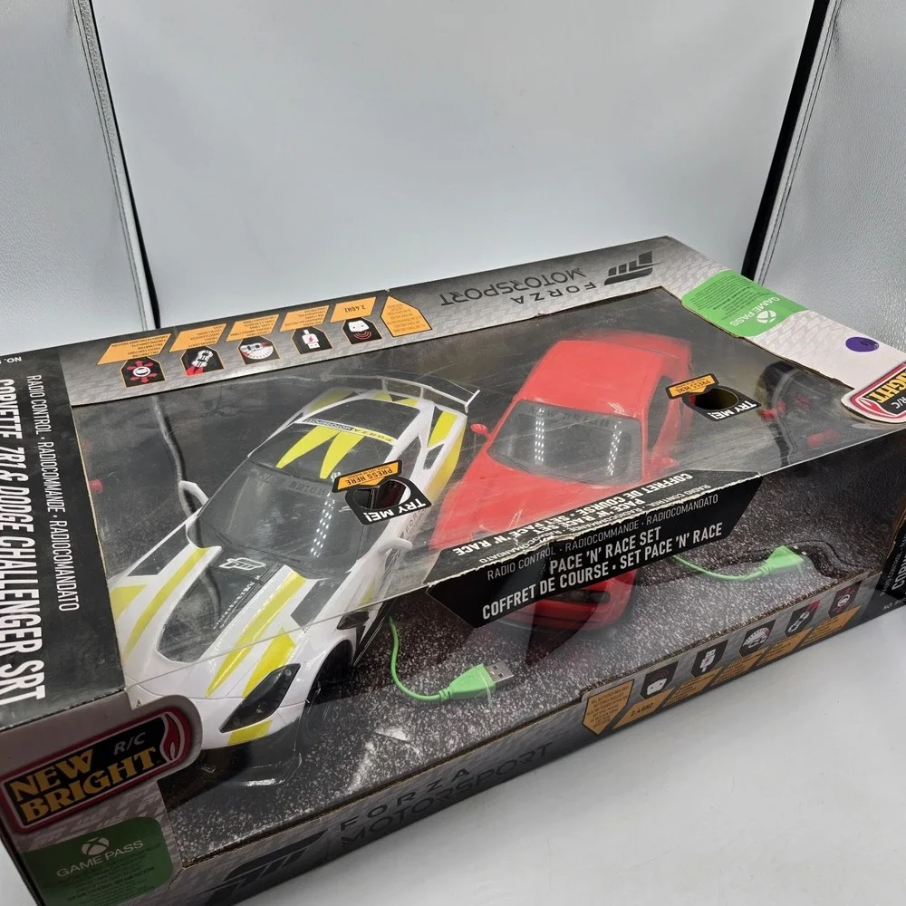New Bright RC 2 Cars Forza Motorsport Dodge Challenger & Corvette New Race Set